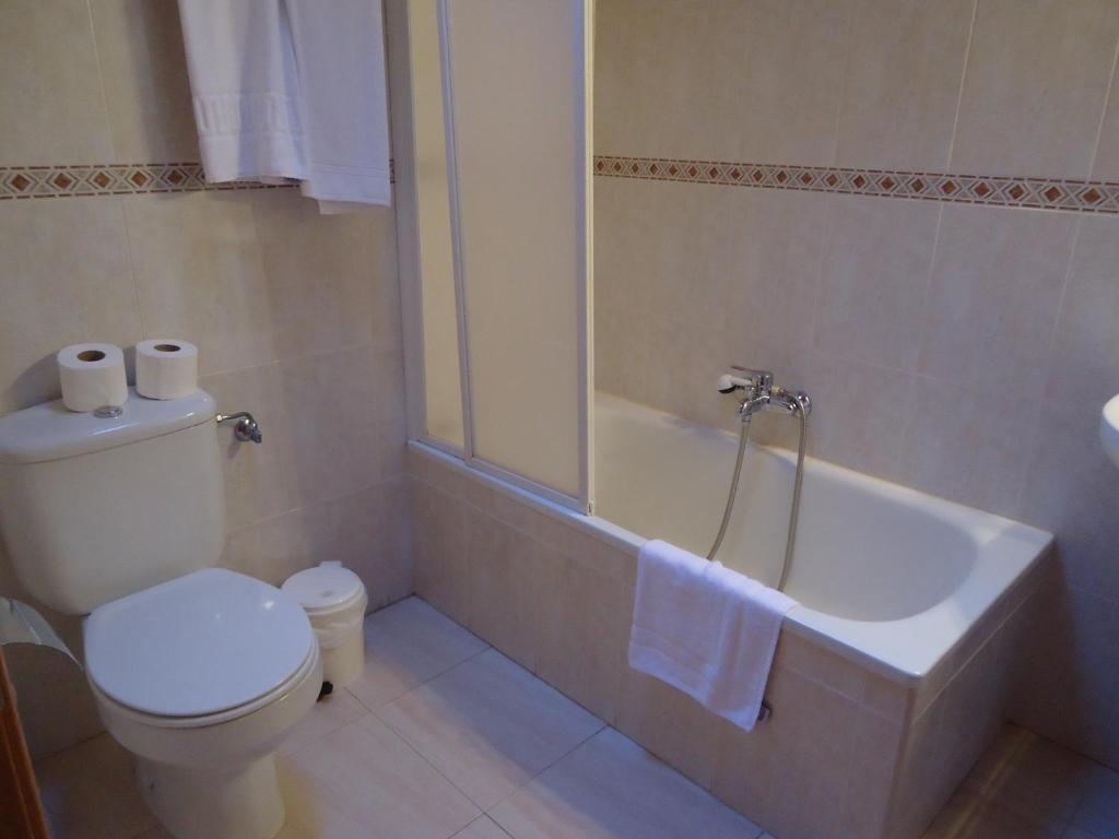 Hotel Silos 2000 Санто-Доминго-де-Силос Номер фото